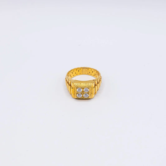 18k Yellow Gold Round Diamond 4 Stone, Bead Set Ring | Size T