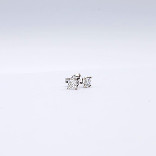 18k White Gold Princess Diamond Stud Earrings