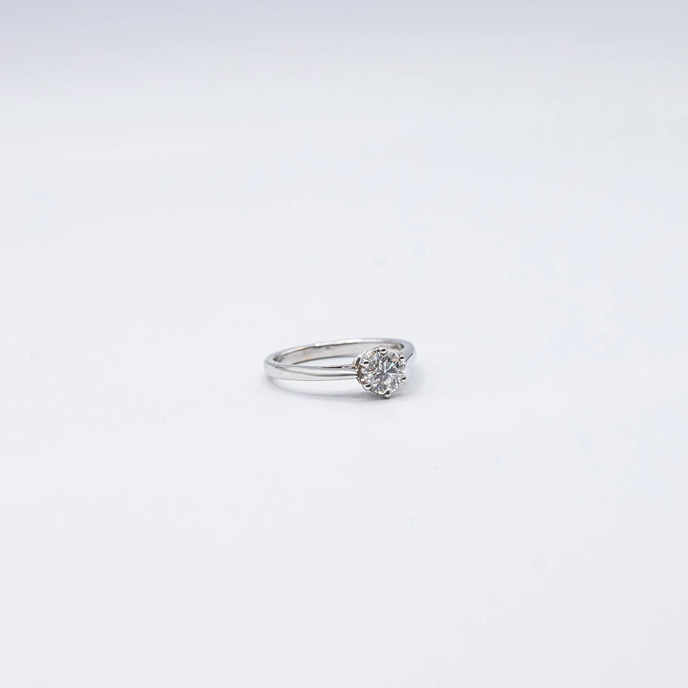 18k White Gold Round Diamond 6 Claw, Solitaire Ring | Size N