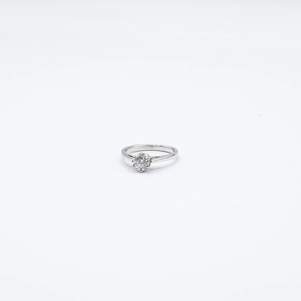 18k White Gold Round Diamond 6 Claw, Solitaire Ring | Size N