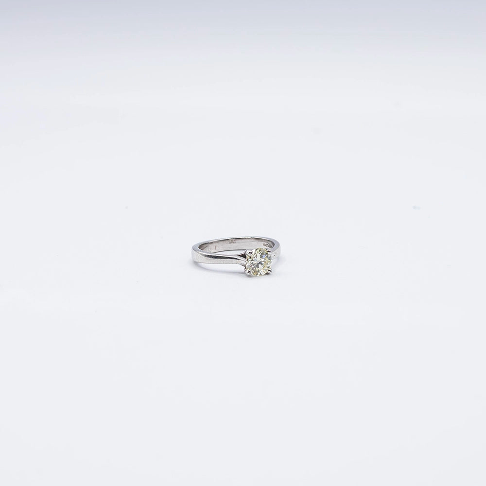 18k White Gold Round Diamond 4 Claw, Solitaire Ring | Size L