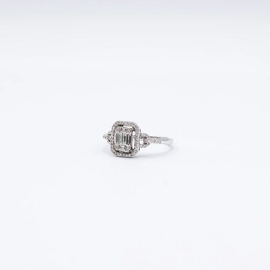 18k White Gold Baguette & Round Diamond Halo Ring | Size M