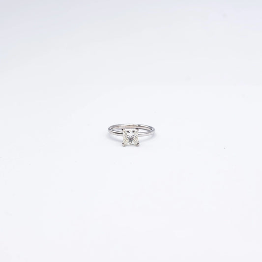 18k White Gold Princess Diamond 4 Claw, Solitaire Ring | Size M