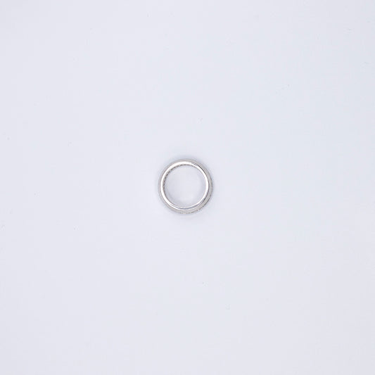 9k White Gold Round Diamond Pave Ring | Size N