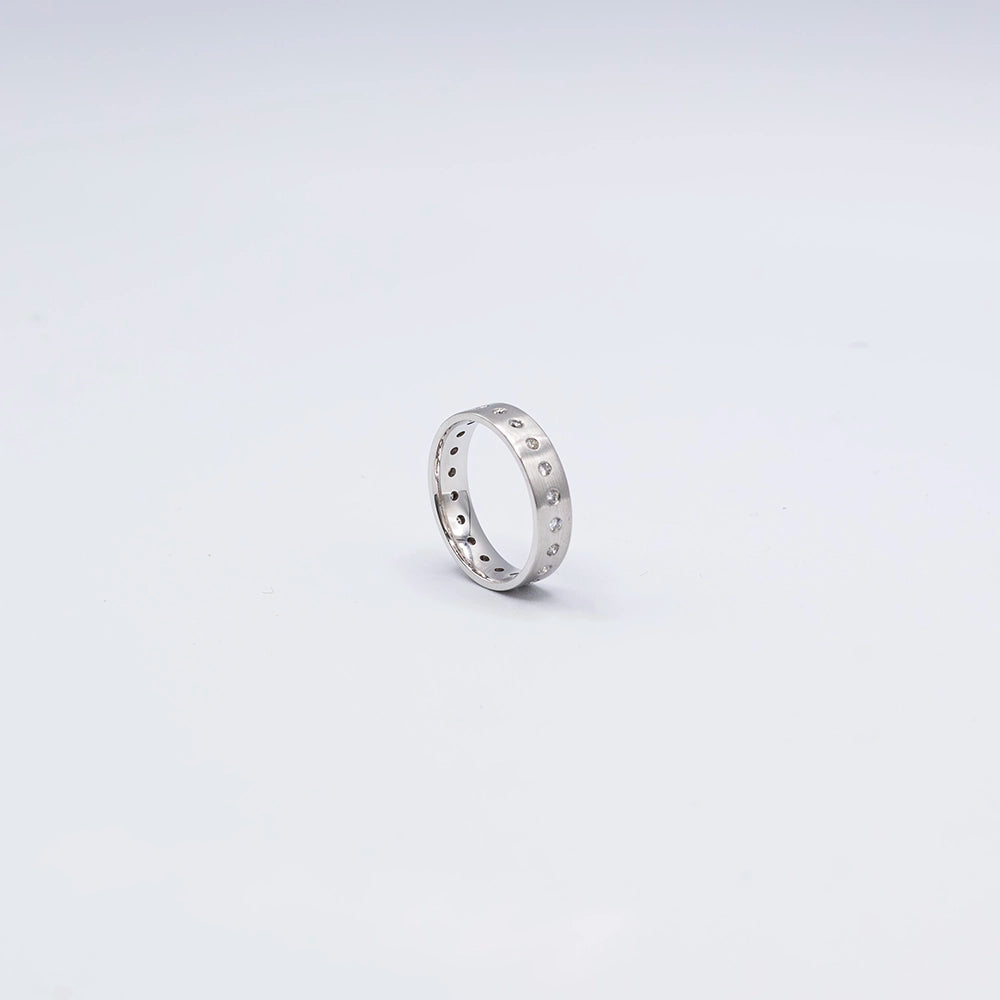 9k White Gold Round Diamond Rub Over Ring | Size N