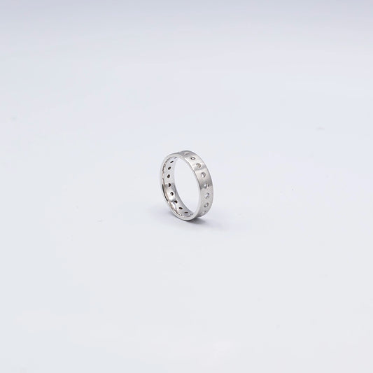 9k White Gold Round Diamond Rub Over Ring | Size N