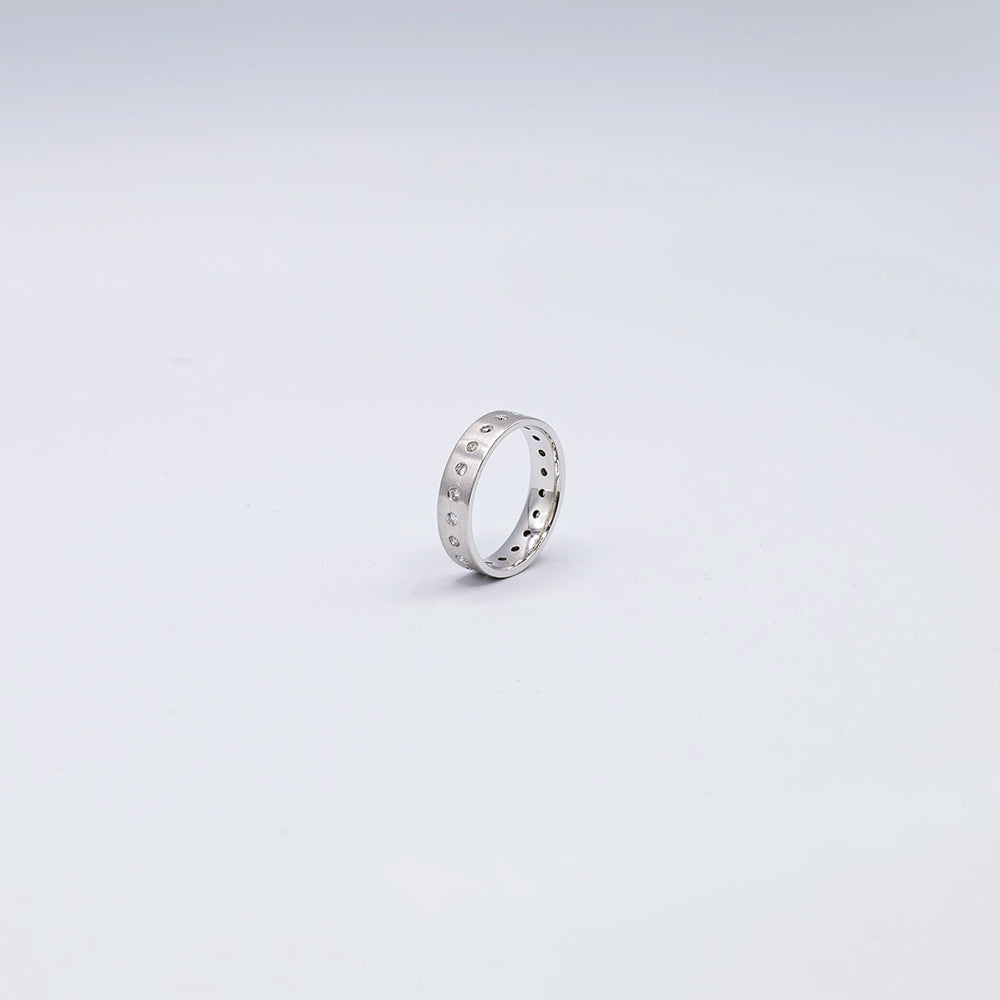 9k White Gold Round Diamond Rub Over Ring | Size N