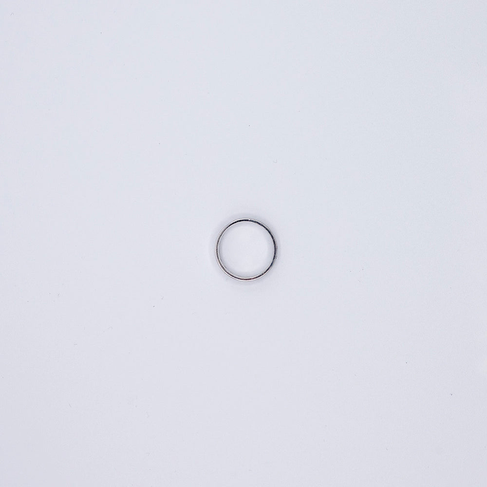 9k White Gold Round Diamond Rub Over Ring | Size N