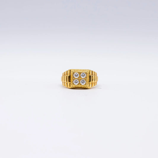 18k Yellow Gold Round Diamond 4 Stone, Bead Set Ring | Size T