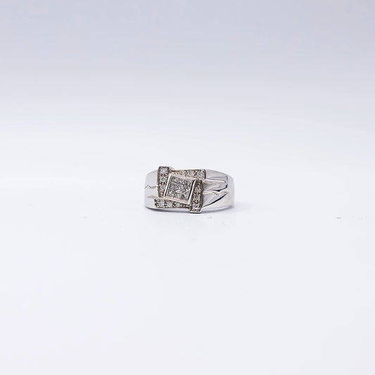 9k White Gold Round & Princess Diamond Pave Ring | Size U