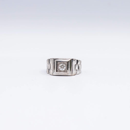 18k White Gold Round Diamond Bead Set Ring | Size T