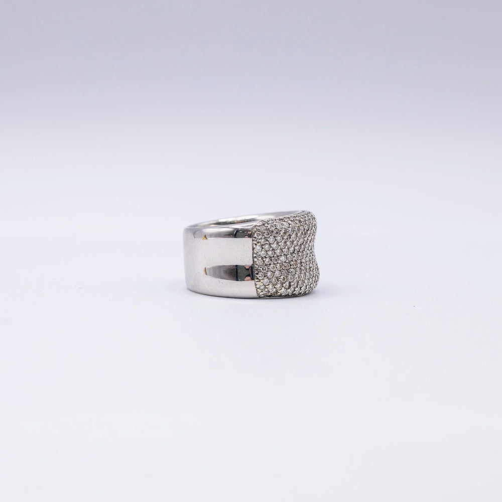18k White Gold Round Diamond Honeycomb Pave Ring | Size R