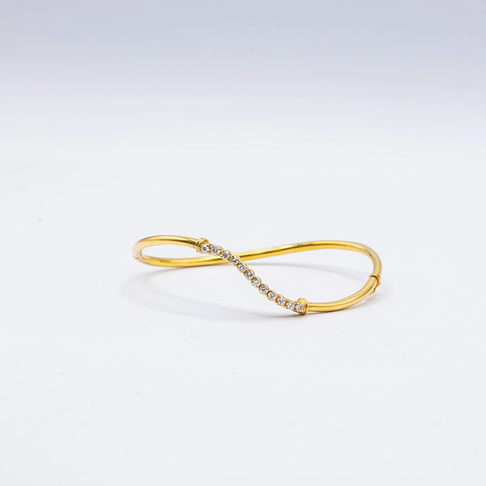 18k Yellow Gold Bracelet with Diamond