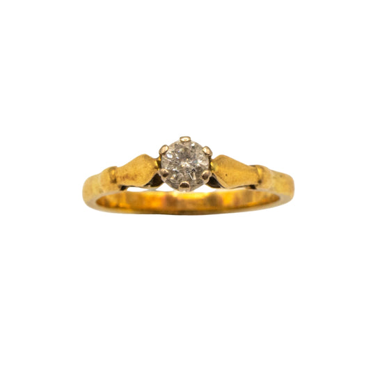 Yellow Gold Round Diamond Solitaire Pre-Owned Ring