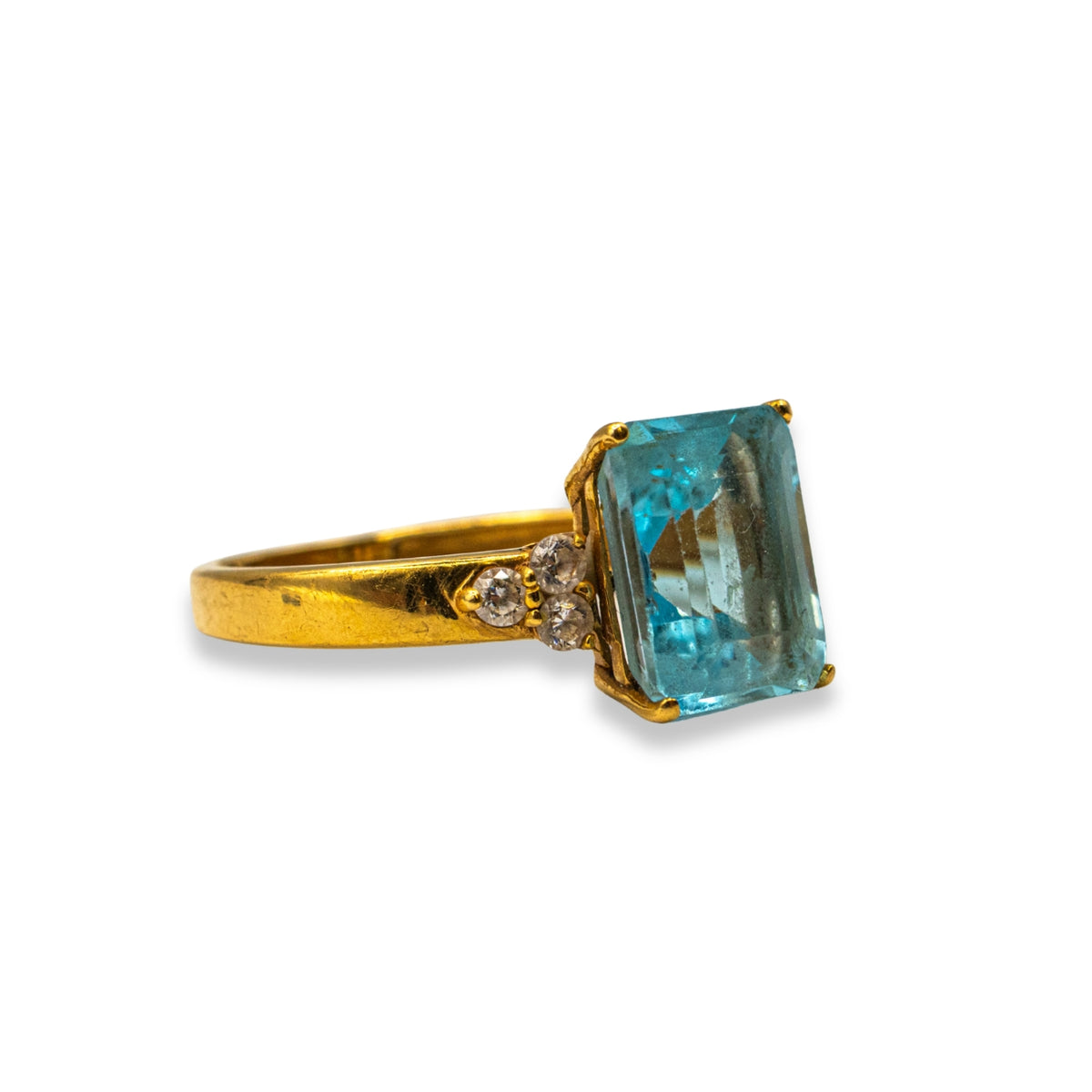 Emerald Aquamarine & Diamond Yellow Gold Pre-Owned Ring